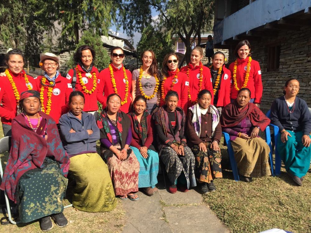 The team meeting with a mothers’ group in Philim
